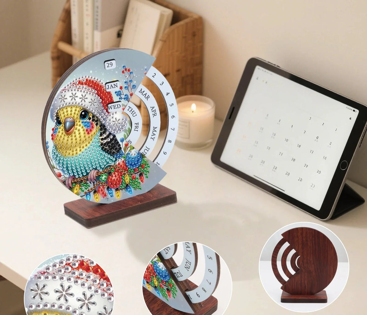 Bird with Santa hat | Calendar | Diamond painting